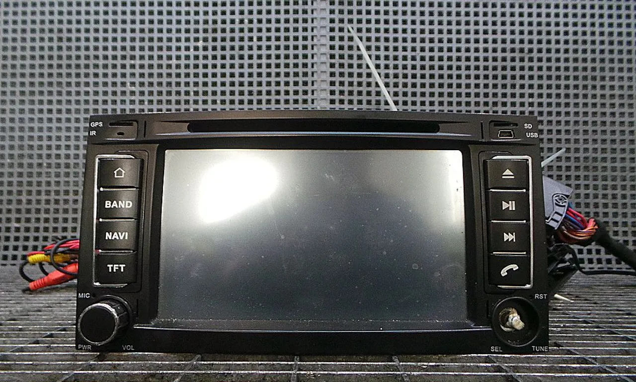 RADIO CD VOLKSWAGEN TOUAREG 2002-2013