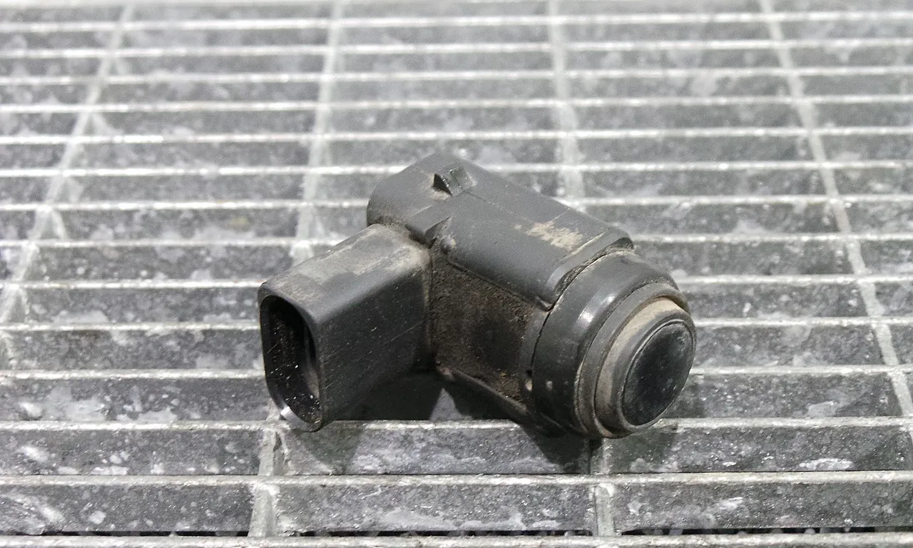 SENZOR PARCARE FATA VOLKSWAGEN TOUAREG 2002-2013