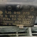 SENZOR PARCARE SPATE VOLKSWAGEN TOUAREG 2.5 R5 2002-2013 oe-1J0919275, vedere laterala