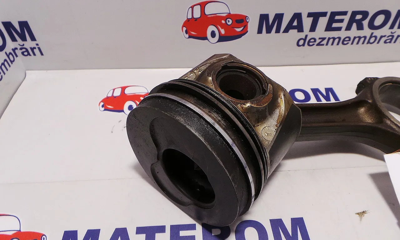 PISTON VOLKSWAGEN TOUAREG 2002-2013