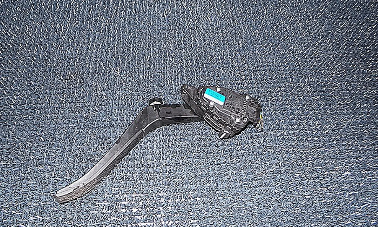PEDALA ACCELERATIE VOLKSWAGEN TOUAREG 2002-2013
