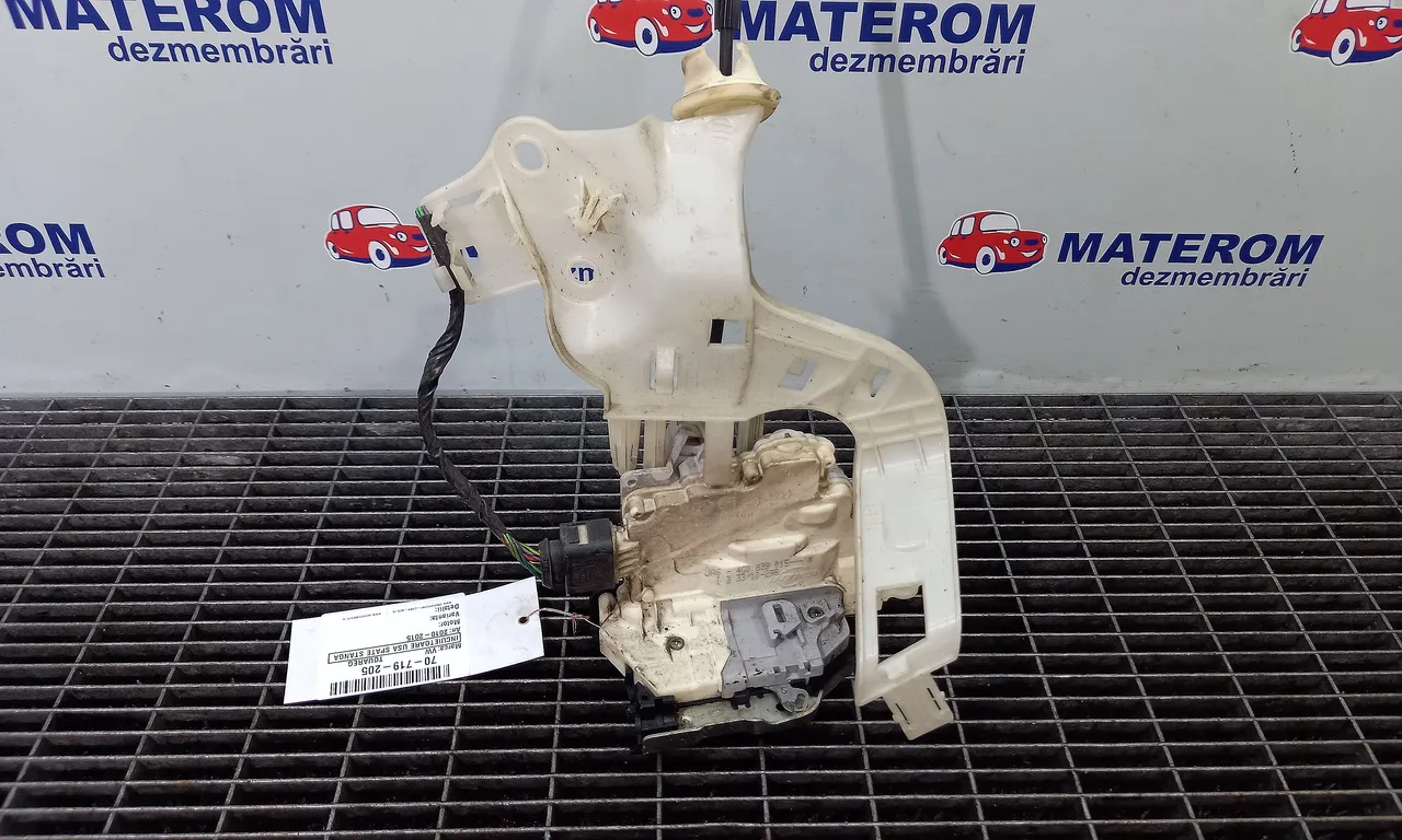 INCUIETOARE USA SPATE STANGA VOLKSWAGEN TOUAREG 2010-2018