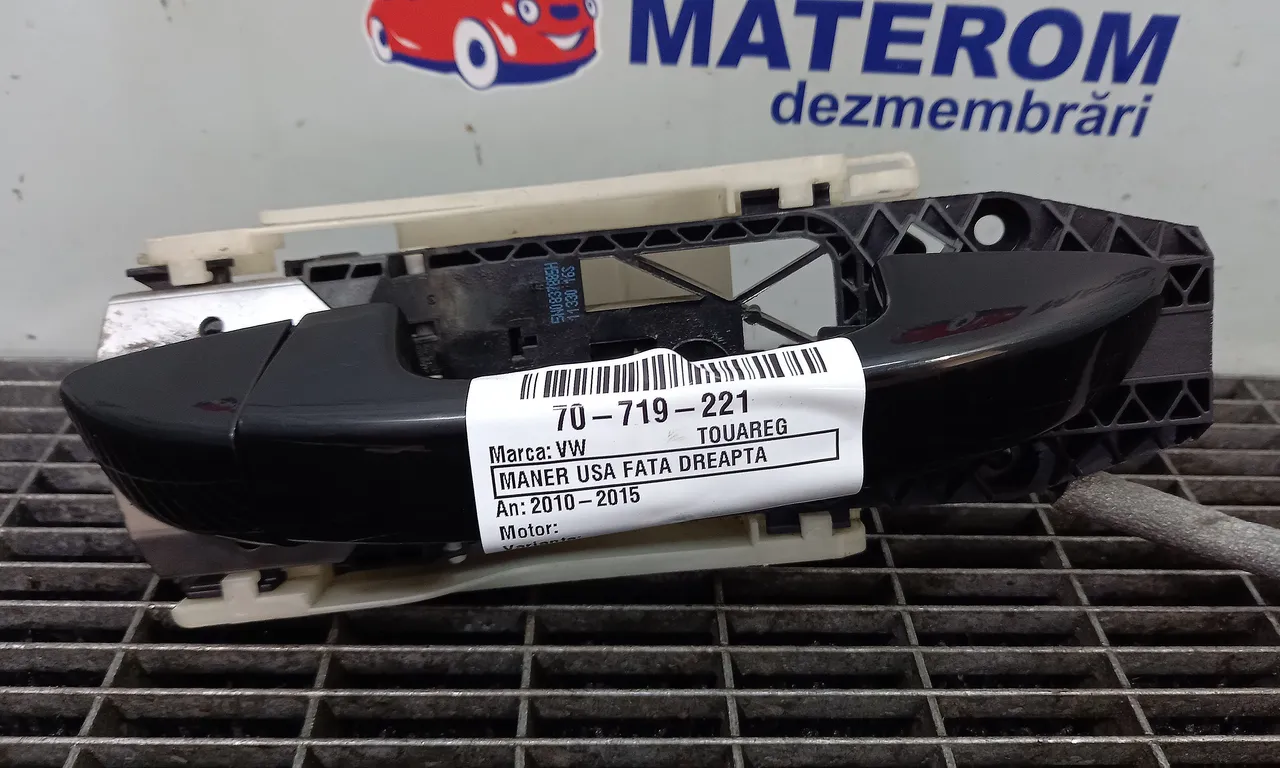 MANER USA FATA DREAPTA VOLKSWAGEN TOUAREG 2010-2018