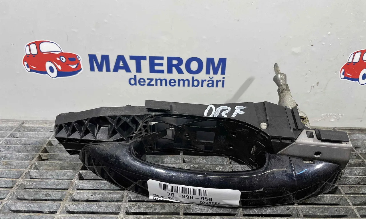 MANER USA FATA DREAPTA VOLKSWAGEN TOUAREG 2010-2018
