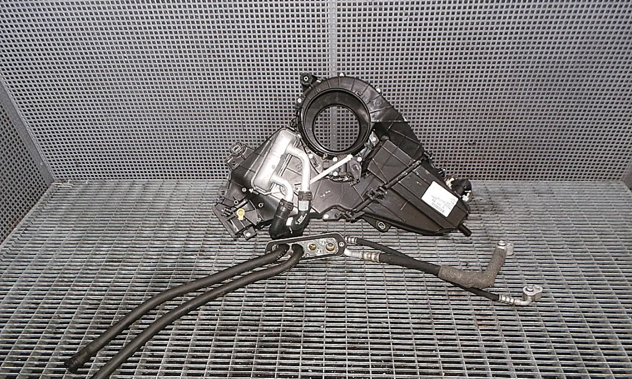 CARCASA INCALZITOR VOLKSWAGEN TOUAREG 2010-2018