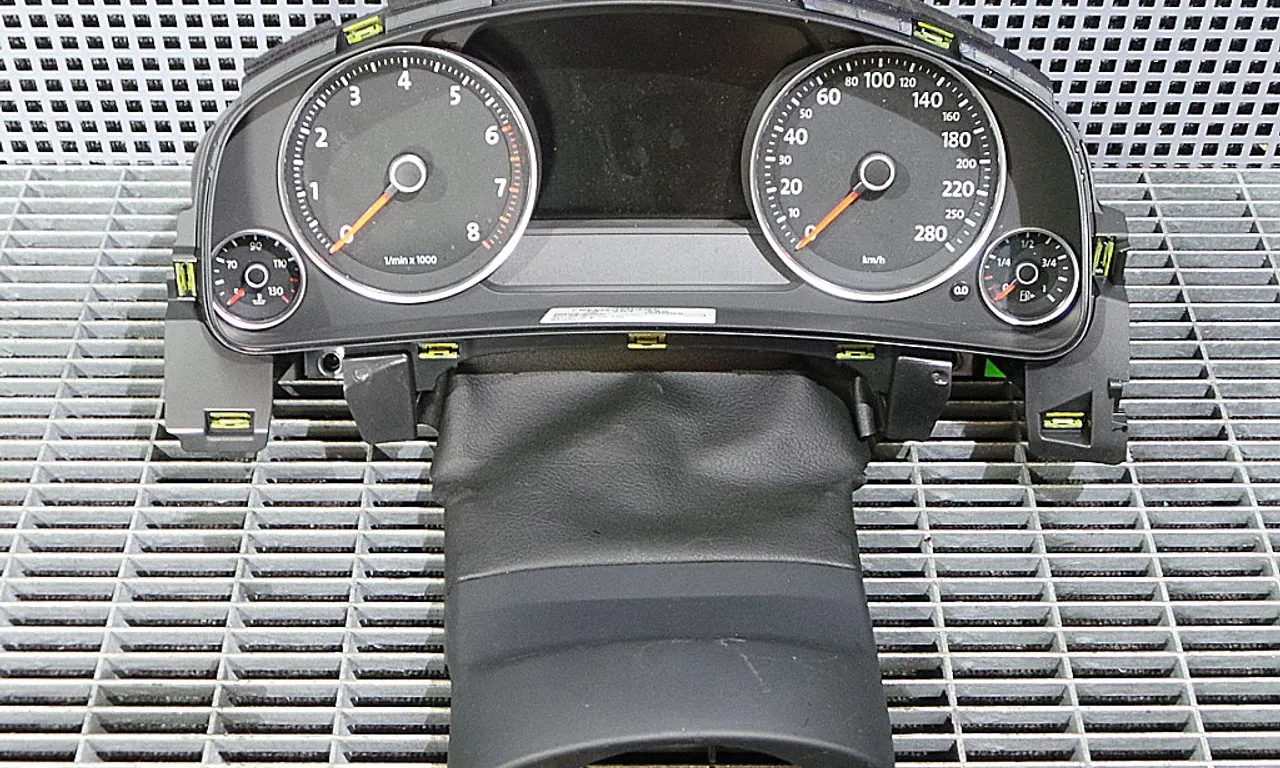 CEAS BORD VOLKSWAGEN TOUAREG 2010-2018