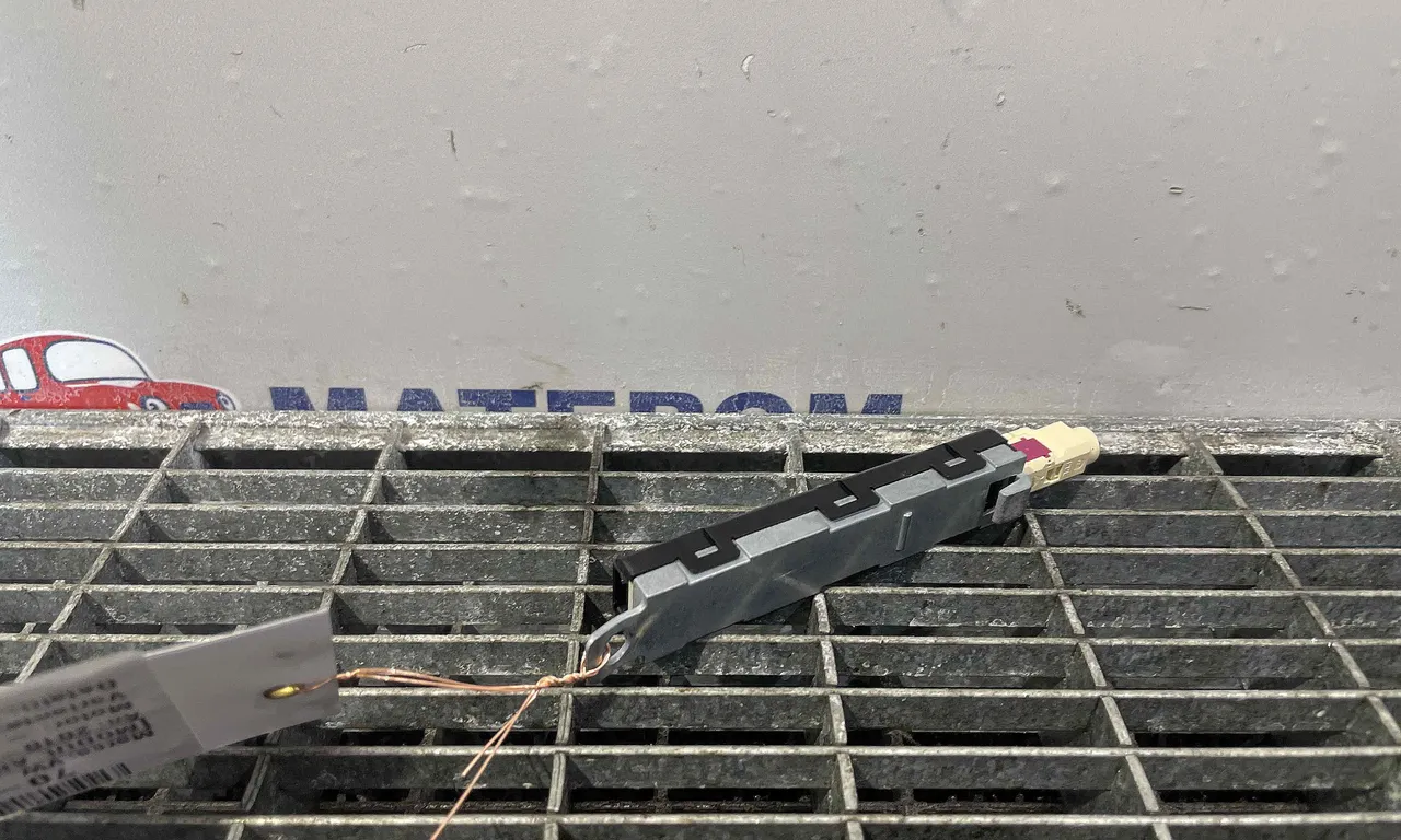 MODUL ANTENA VOLKSWAGEN TOUAREG 2010-2018