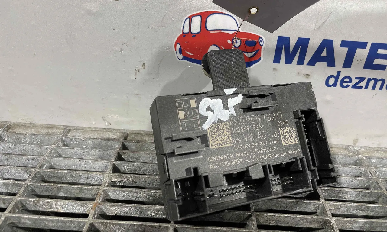 MODUL USA/STANGA FATA VOLKSWAGEN TOUAREG 2010-2018