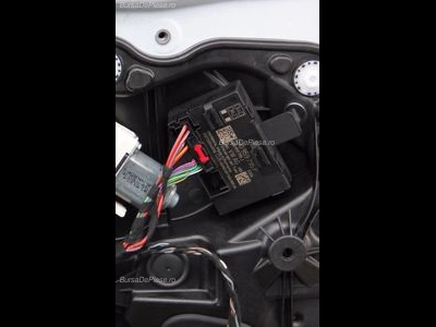 Modul usa stanga spate