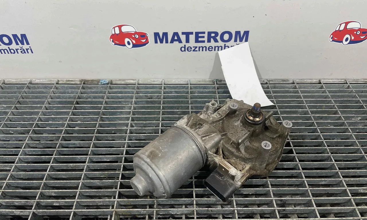 MOTORAS STERGATOR PARBRIZ VOLKSWAGEN TOUAREG 2010-2018