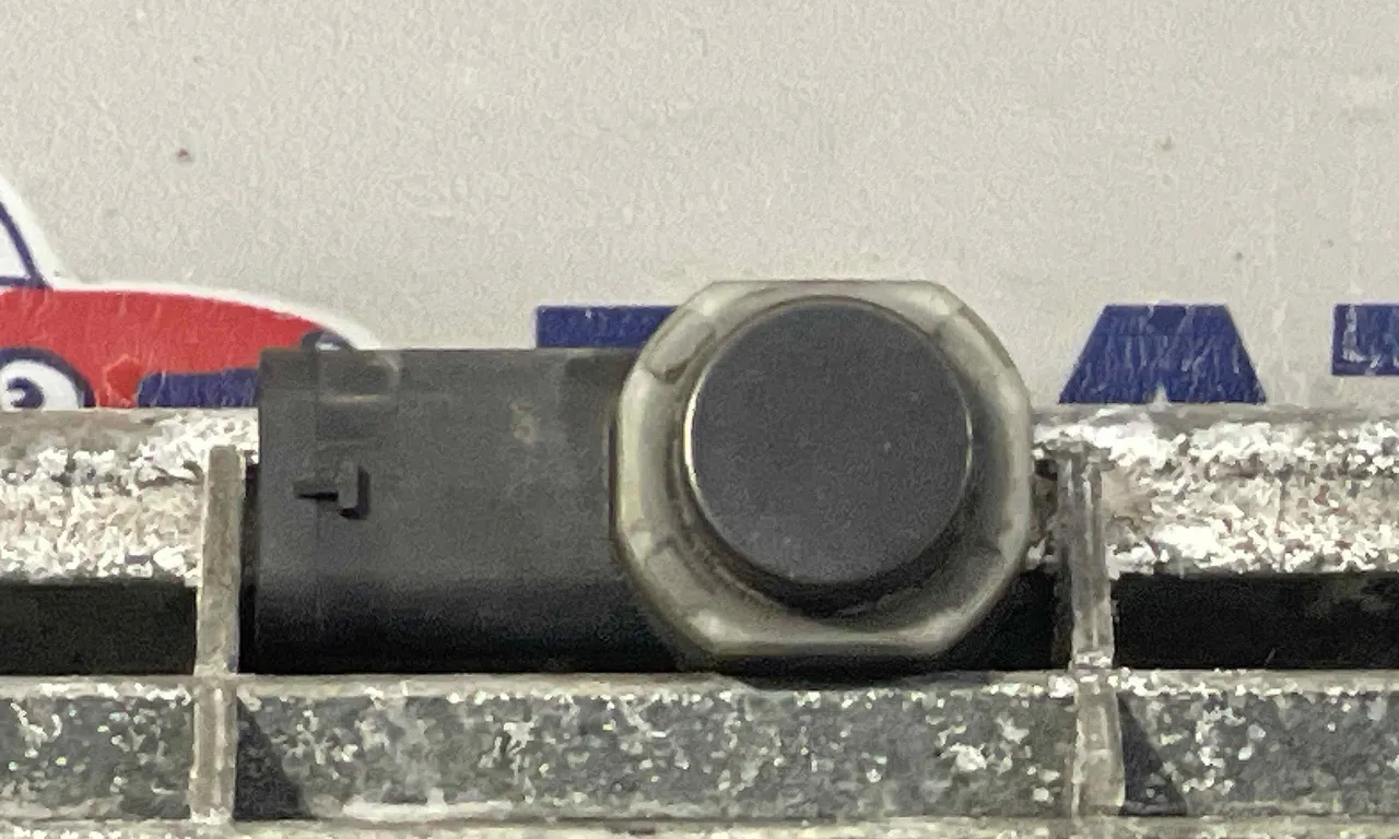 SENZOR PARCARE FATA VOLKSWAGEN TOUAREG 2010-2018