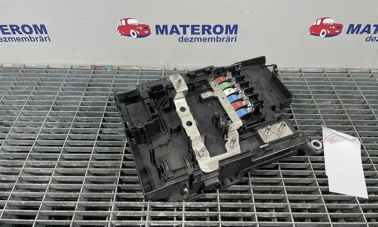 TABLOU SIGURANTE ACUMULATOR VOLKSWAGEN TOUAREG 2010-2018