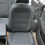 Interior textil complet (ENG) VOLKSWAGEN TOUAREG 2010-2018, vedere laterala