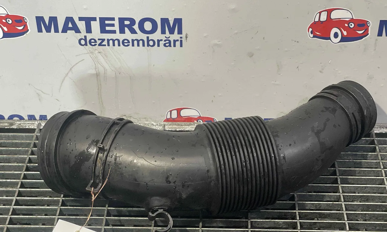 FURTUN ADMISIE AER VOLKSWAGEN TOUAREG 2010-2018