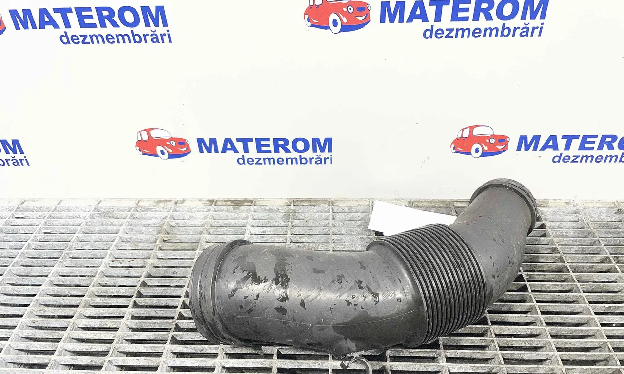 FURTUN ADMISIE AER VOLKSWAGEN TOUAREG 2010-2018