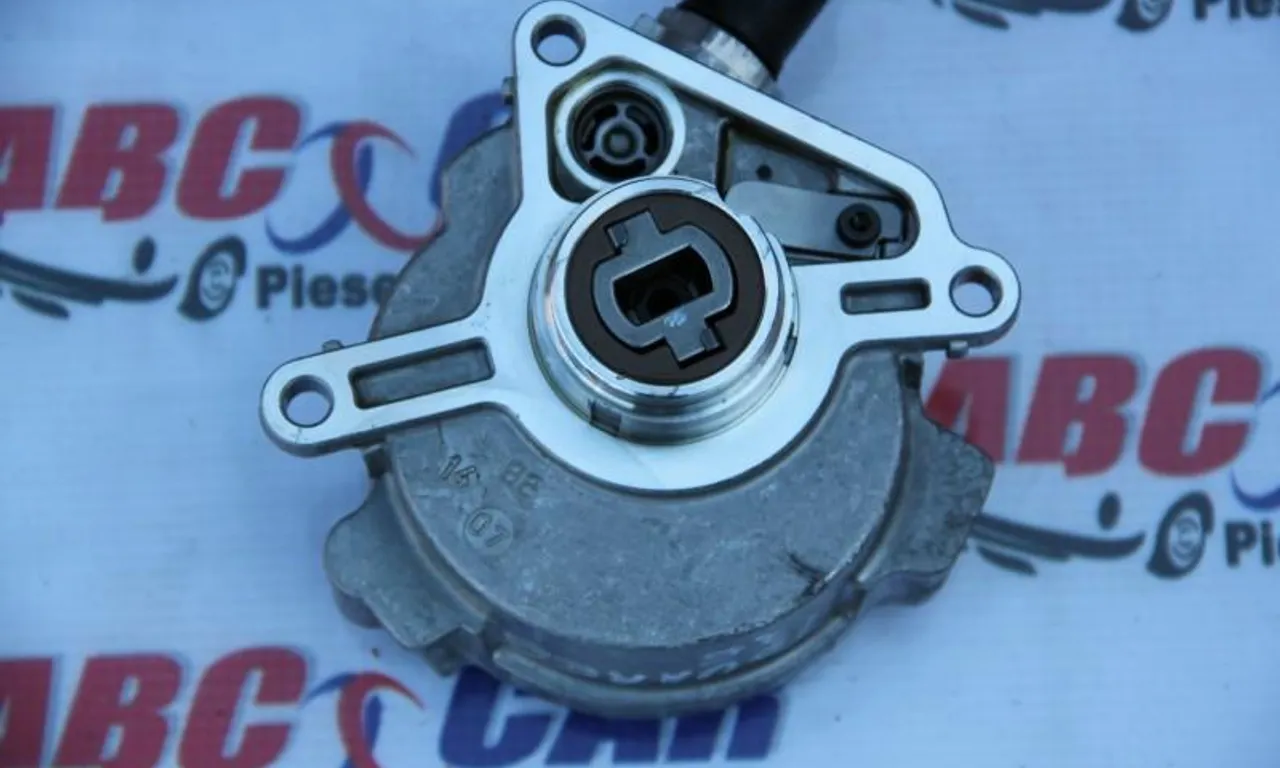 Pompa vacuum VOLKSWAGEN TOUAREG 2010-2018