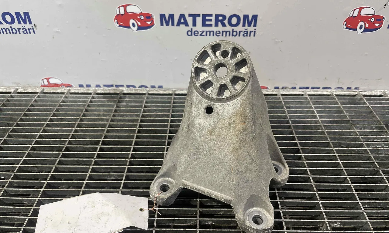 SUPORT MOTOR STANGA VOLKSWAGEN TOUAREG 2010-2018