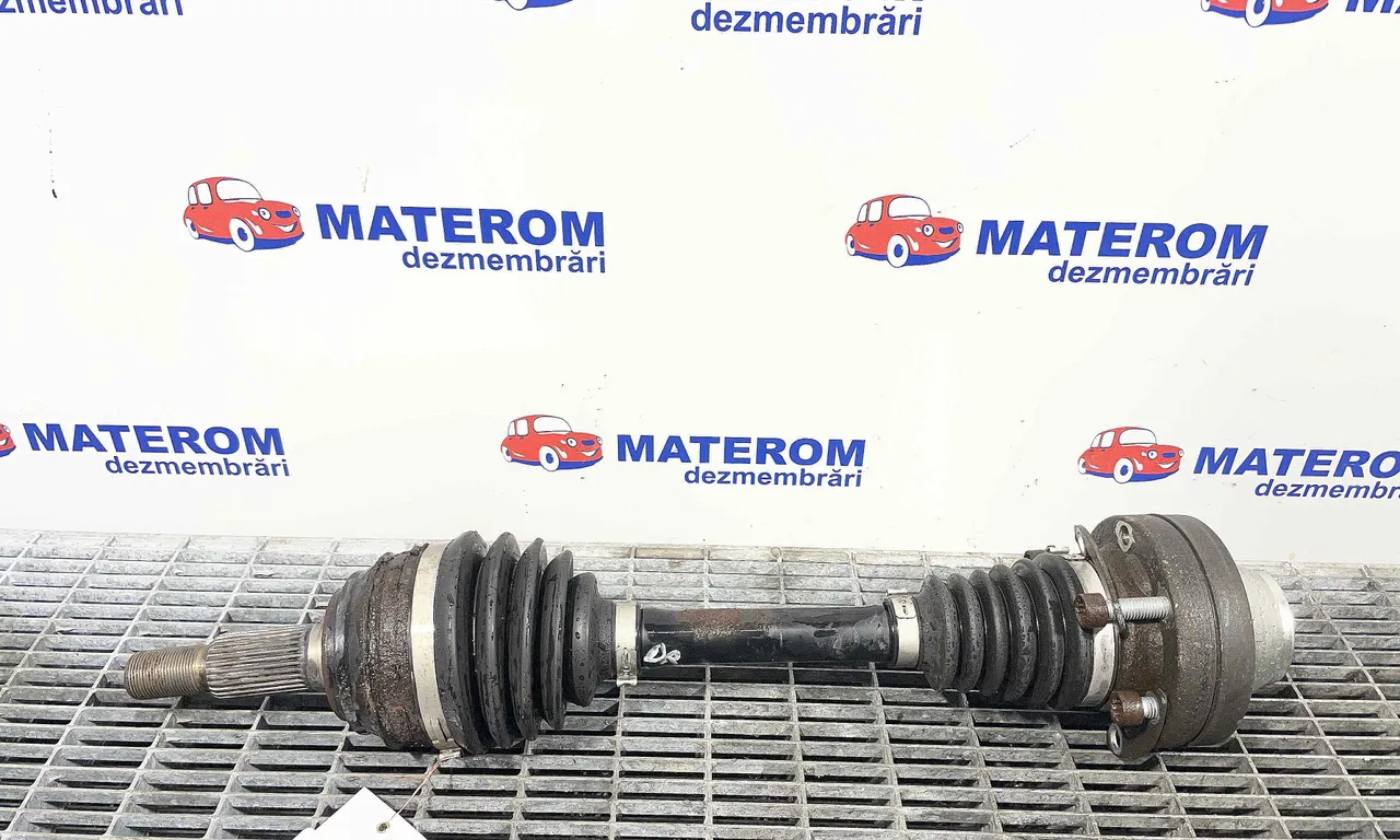 PLANETARA FATA DREAPTA VOLKSWAGEN TOUAREG 2010-2018
