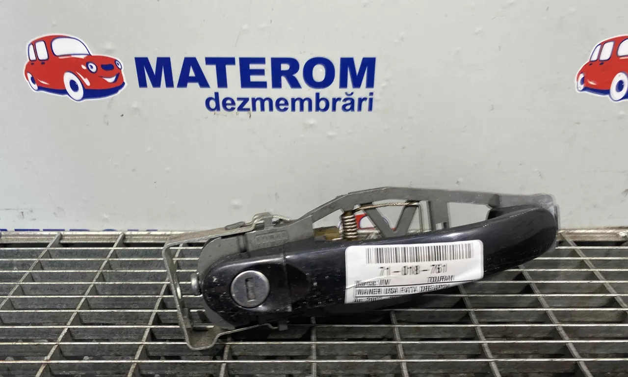 MANER USA FATA DREAPTA VOLKSWAGEN TOURAN 2003-2011