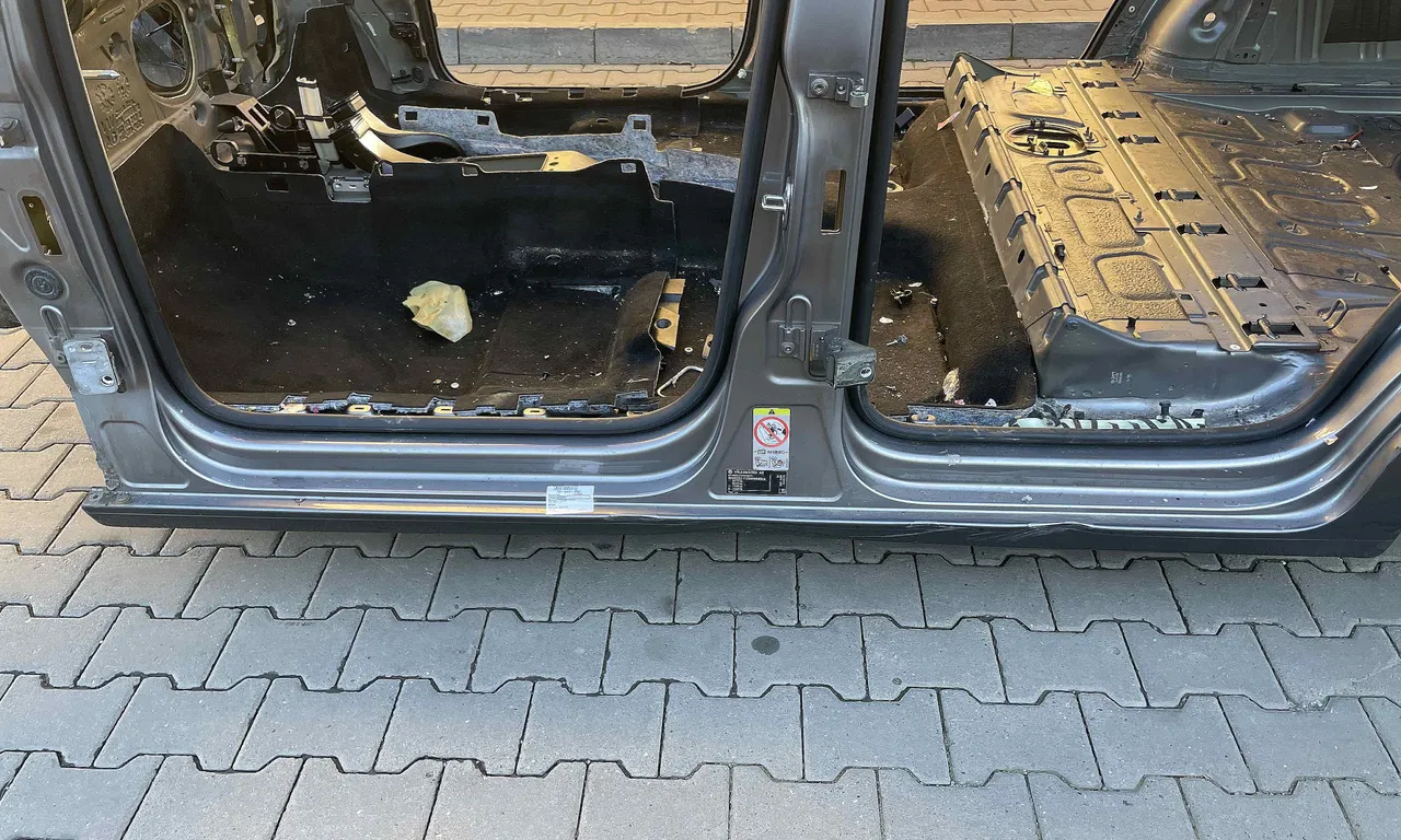 PRAG STANGA VOLKSWAGEN TOURAN 2003-2011
