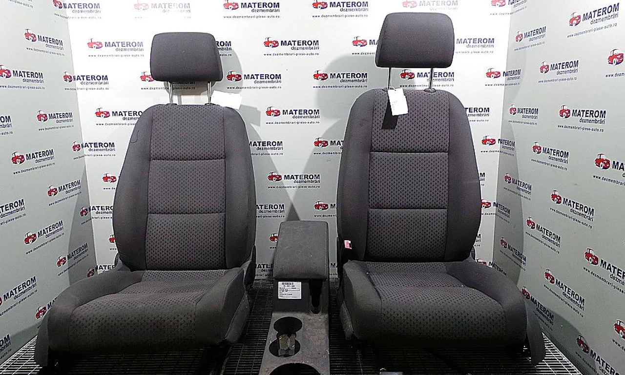 SCAUNE AUTO VOLKSWAGEN TOURAN 2003-2011