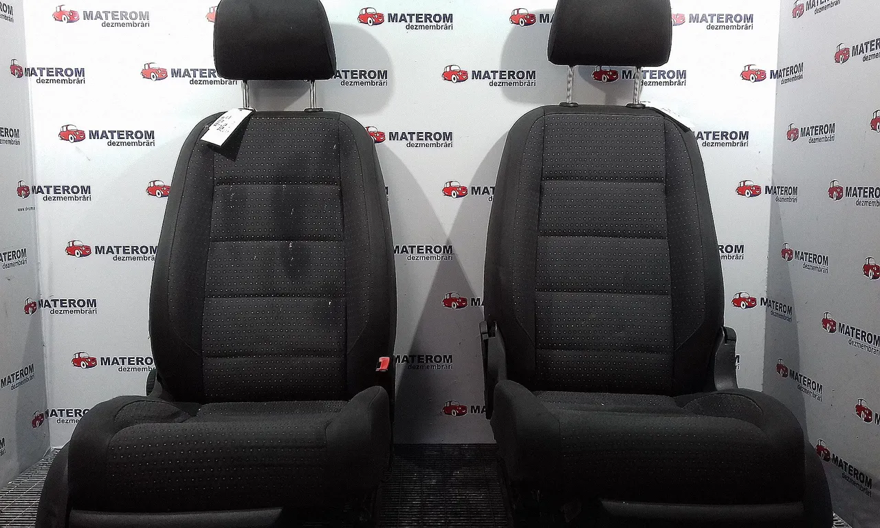 SCAUNE AUTO VOLKSWAGEN TOURAN 2003-2011