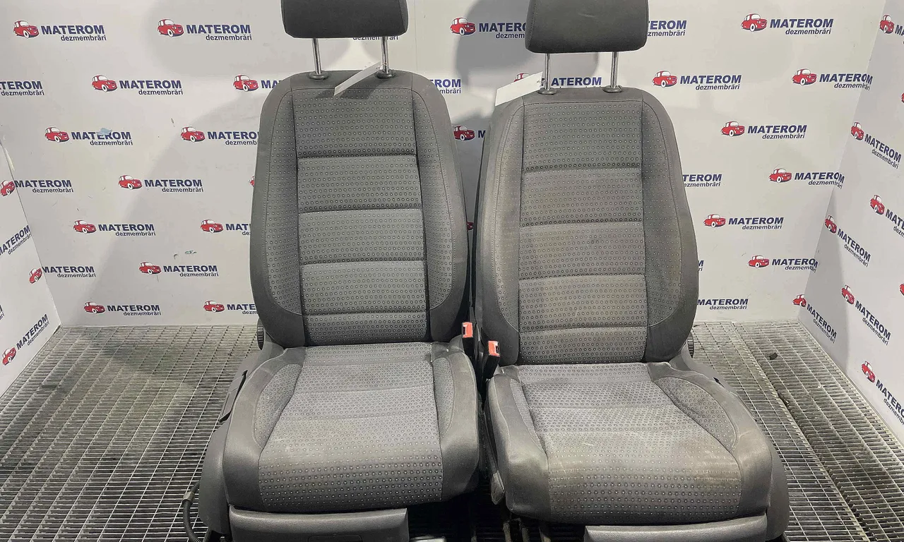 SCAUNE AUTO VOLKSWAGEN TOURAN 2003-2011