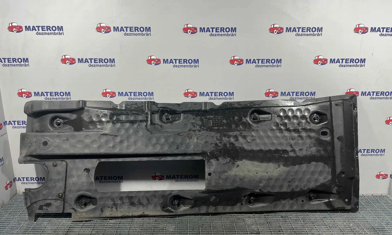 SCUT SUB MASINA VOLKSWAGEN TOURAN 2003-2011