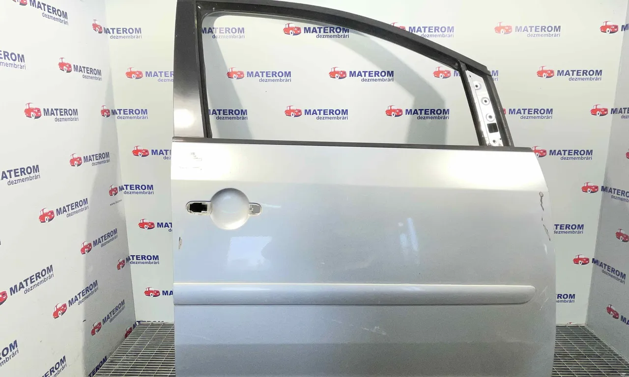 USA FATA DREAPTA VOLKSWAGEN TOURAN 2003-2011