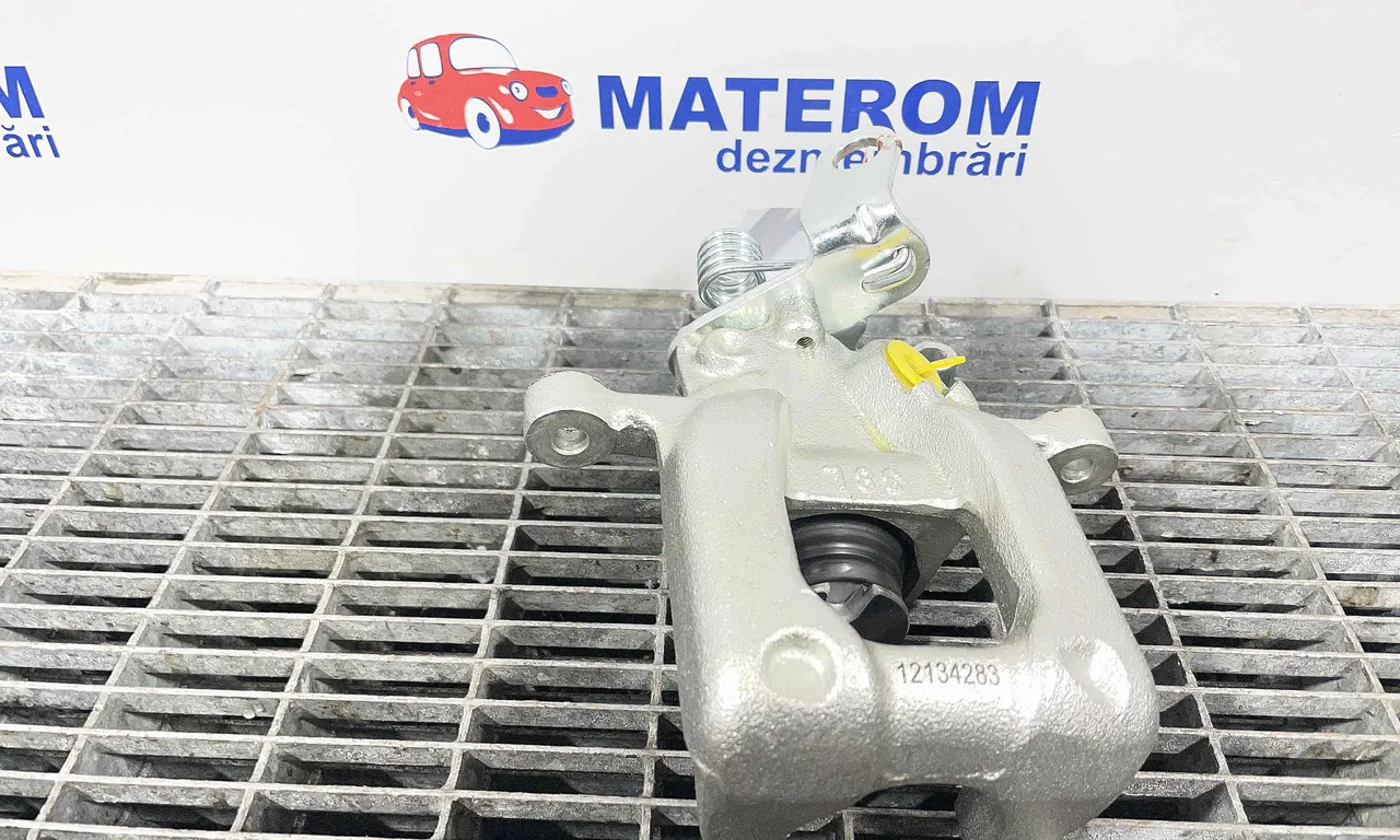 ETRIER SPATE STANGA VOLKSWAGEN TOURAN 2003-2011