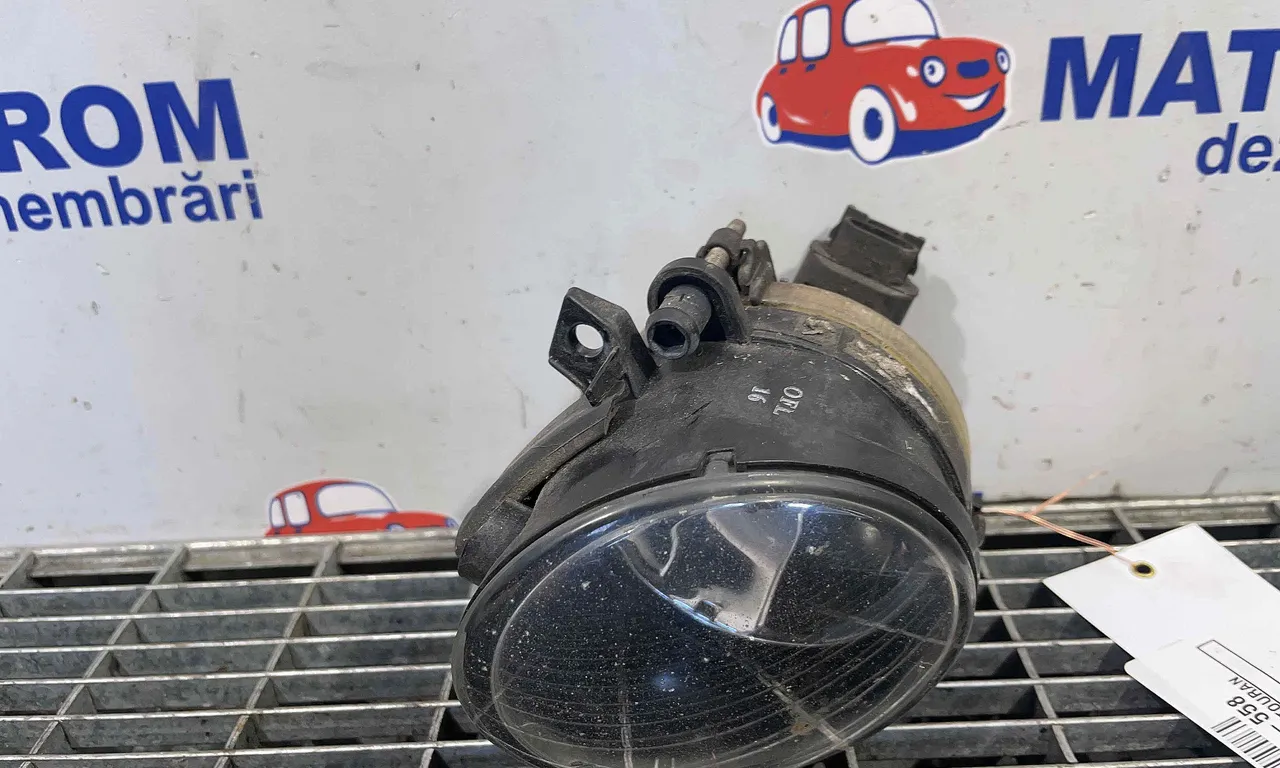 HALOGEN DREAPTA VOLKSWAGEN TOURAN 2003-2011