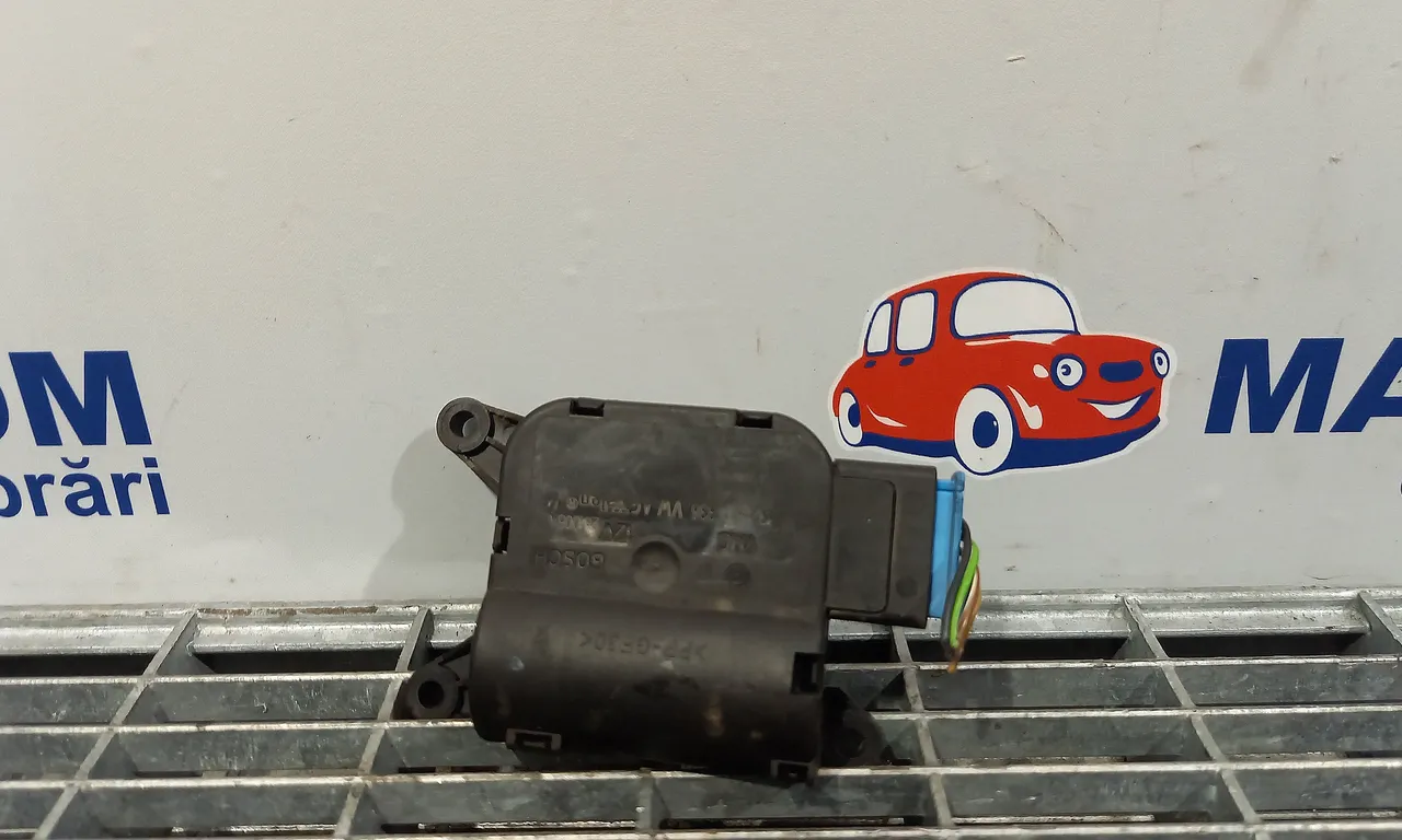 MOTORAS CLAPETA INCALZIRE VOLKSWAGEN TOURAN 2003-2011