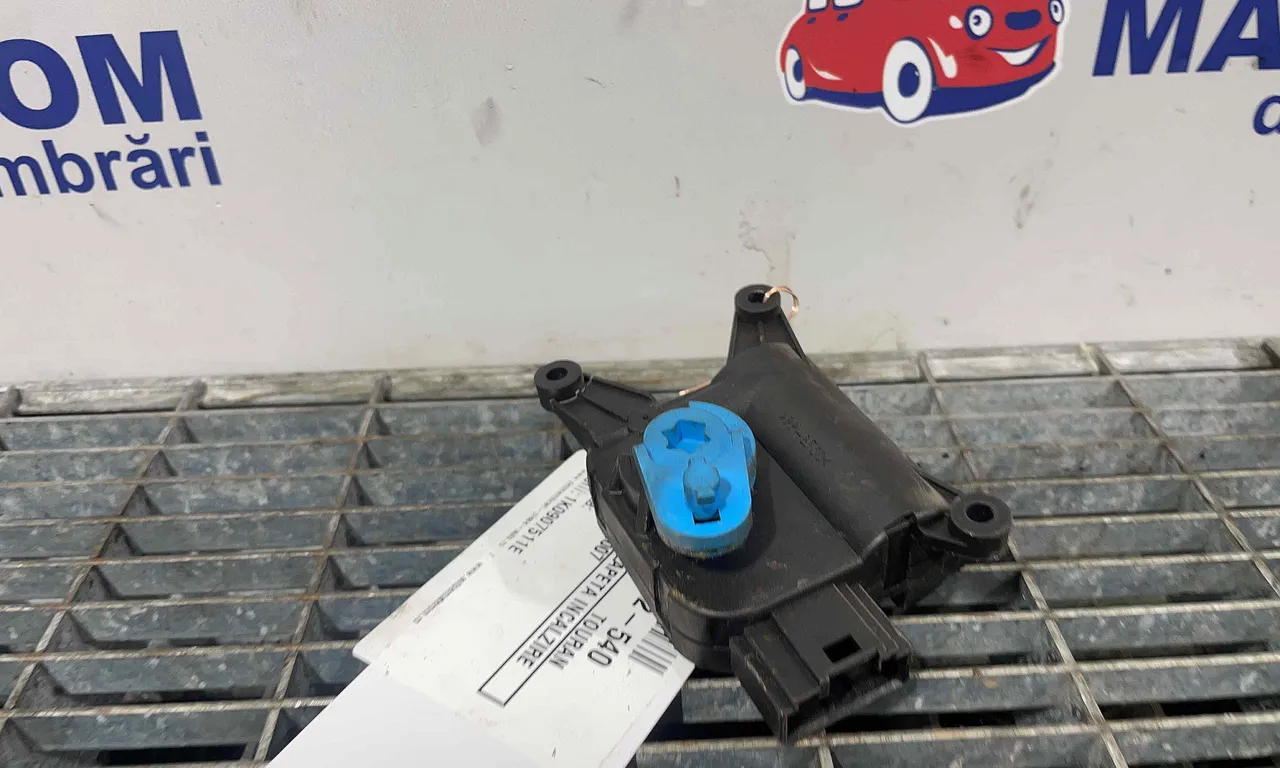 MOTORAS CLAPETA INCALZIRE VOLKSWAGEN TOURAN 2003-2011