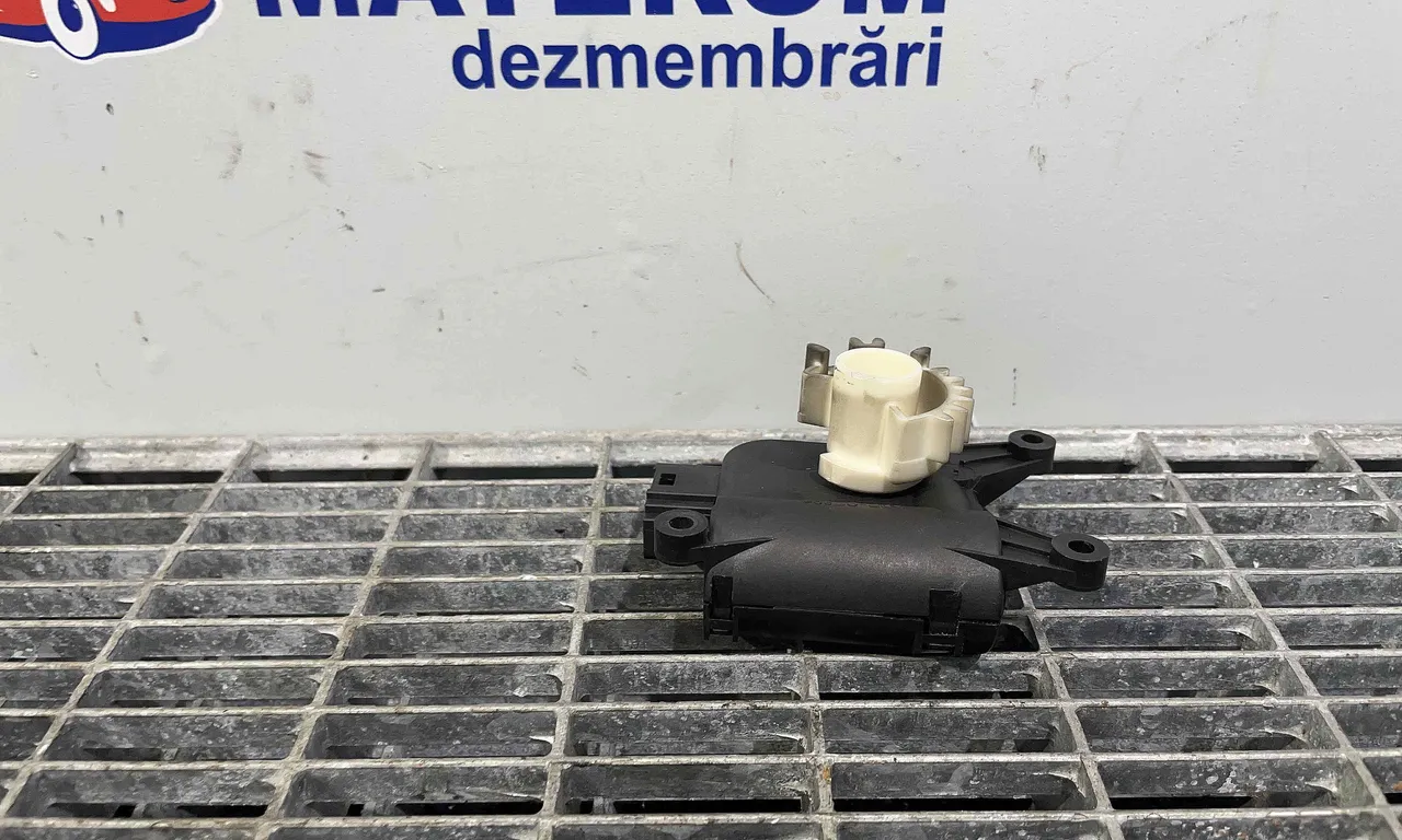 MOTORAS CLAPETA INCALZIRE VOLKSWAGEN TOURAN 2003-2011