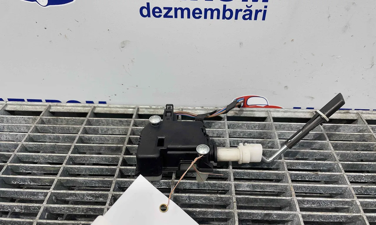 MOTORAS DESCHIDERE VOLKSWAGEN TOURAN 2003-2011