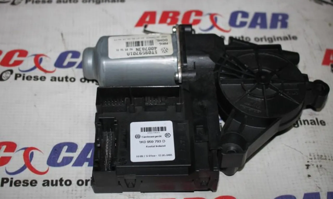 Motoras geam stanga fata VOLKSWAGEN TOURAN 2003-2011