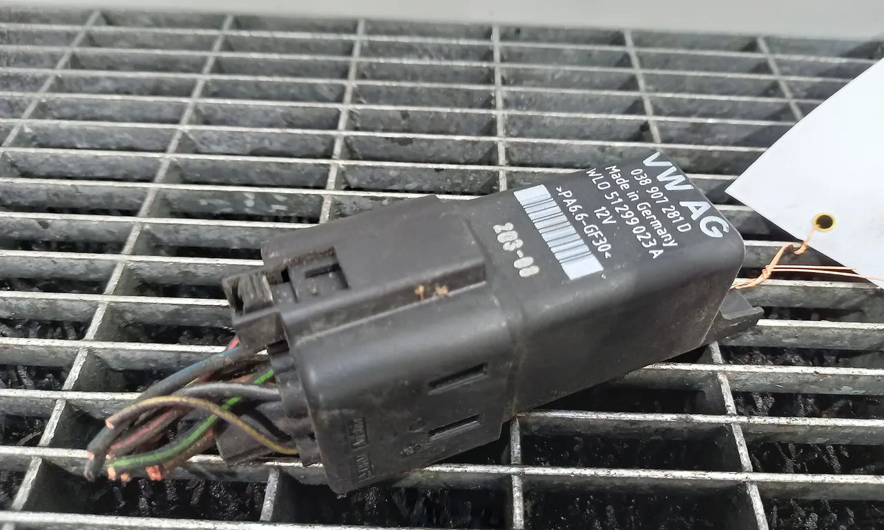 RELEU BUJII VOLKSWAGEN TOURAN 2003-2011