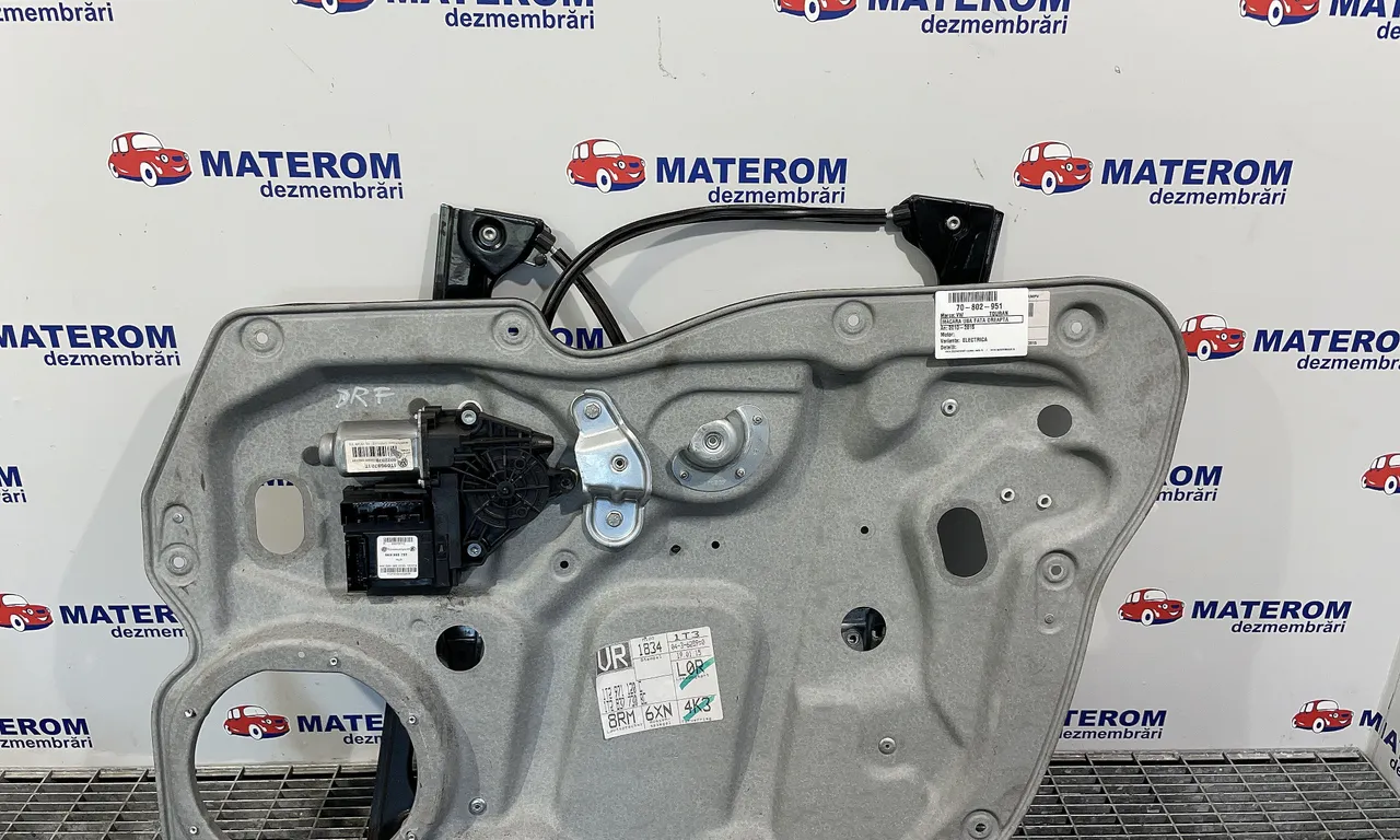 MACARA USA FATA DREAPTA VOLKSWAGEN TOURAN 2010-2016