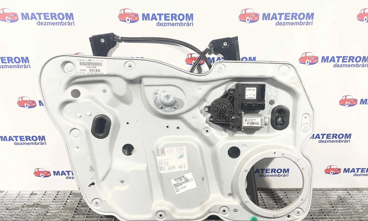 MACARA USA FATA STANGA VOLKSWAGEN TOURAN 2010-2016