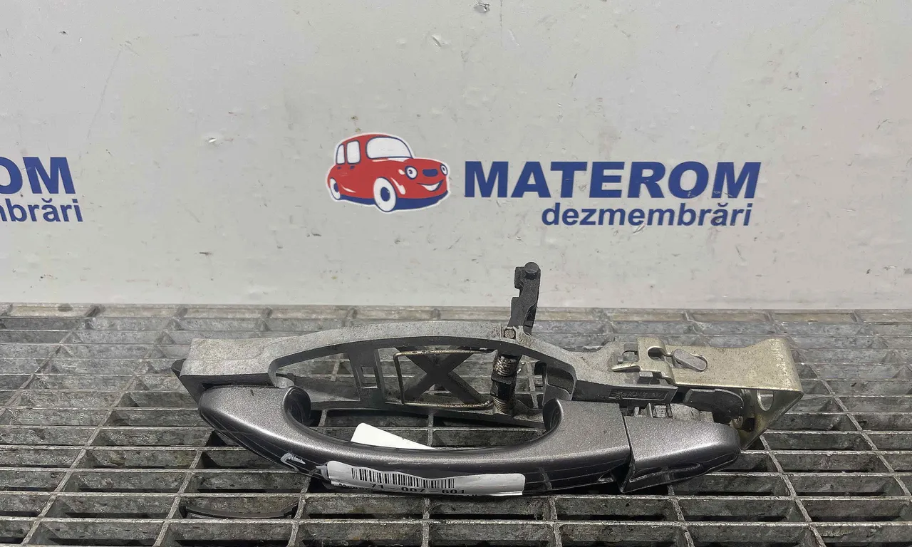 MANER USA FATA STANGA VOLKSWAGEN TOURAN 2010-2016