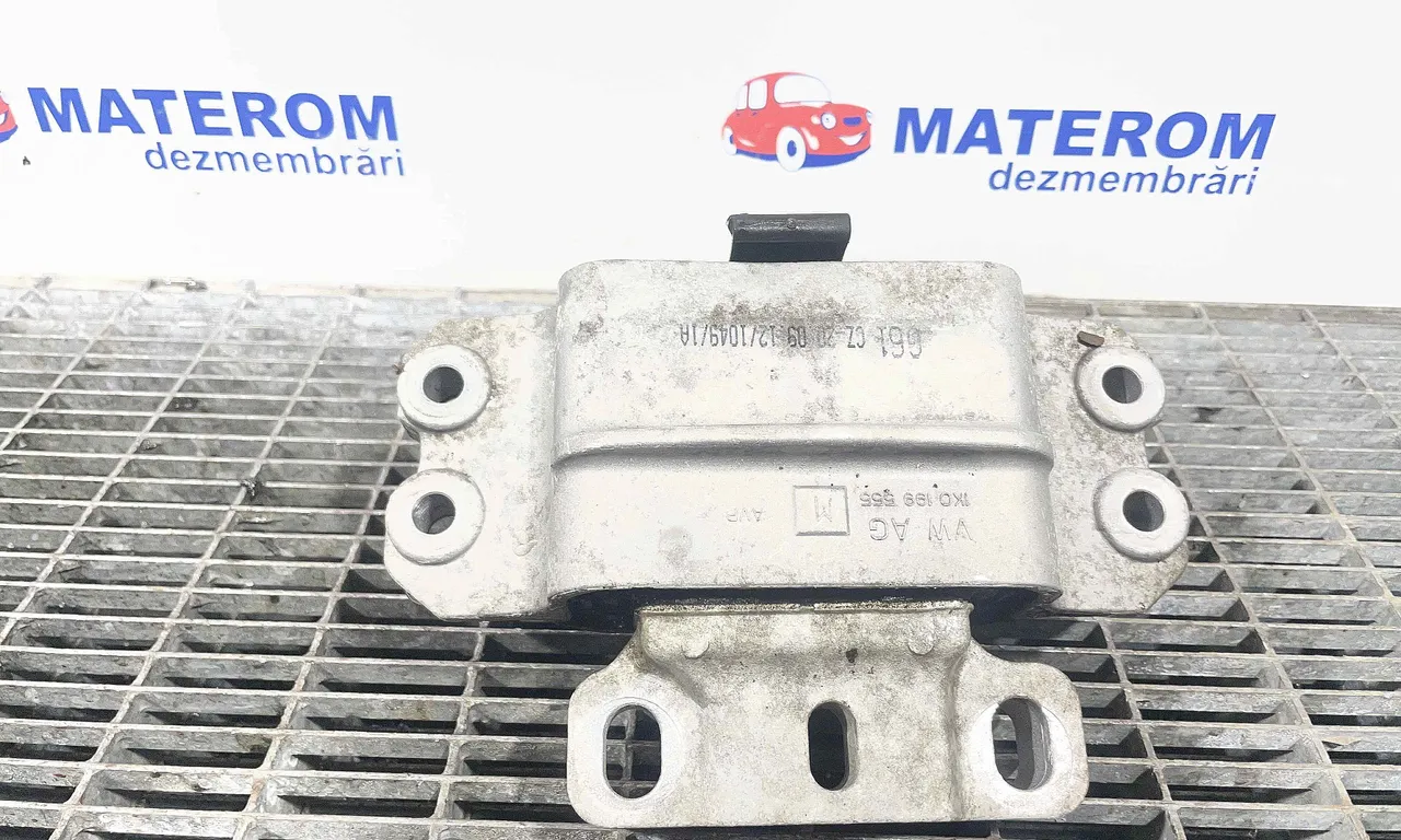TAMPON CUTIE VITEZE VOLKSWAGEN TOURAN 2010-2016