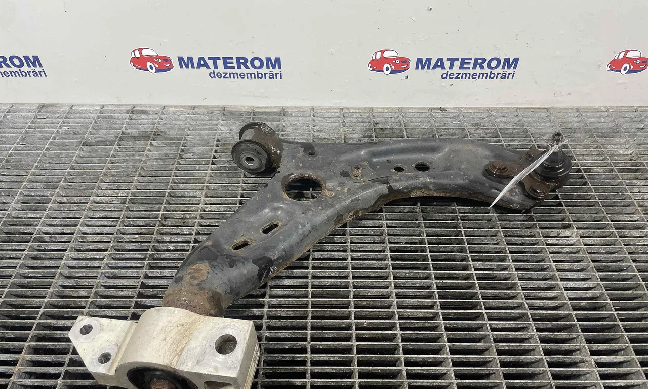 BRAT FATA INFERIOR DREAPTA VOLKSWAGEN TOURAN 2010-2016