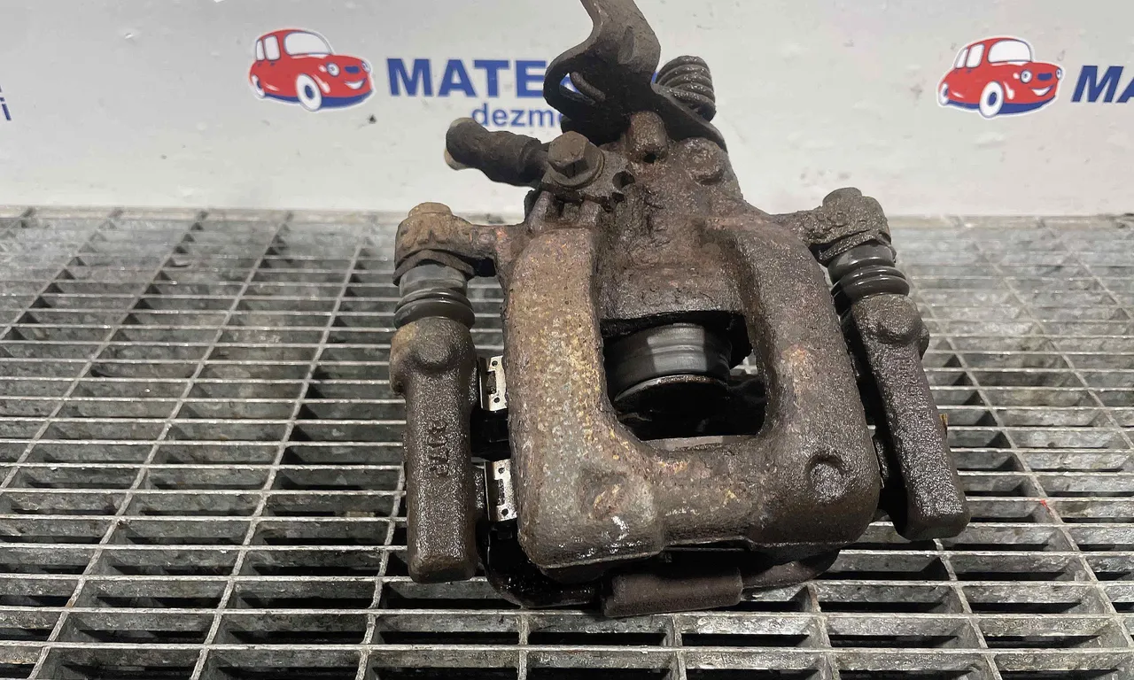 ETRIER SPATE DREAPTA VOLKSWAGEN TOURAN 2010-2016