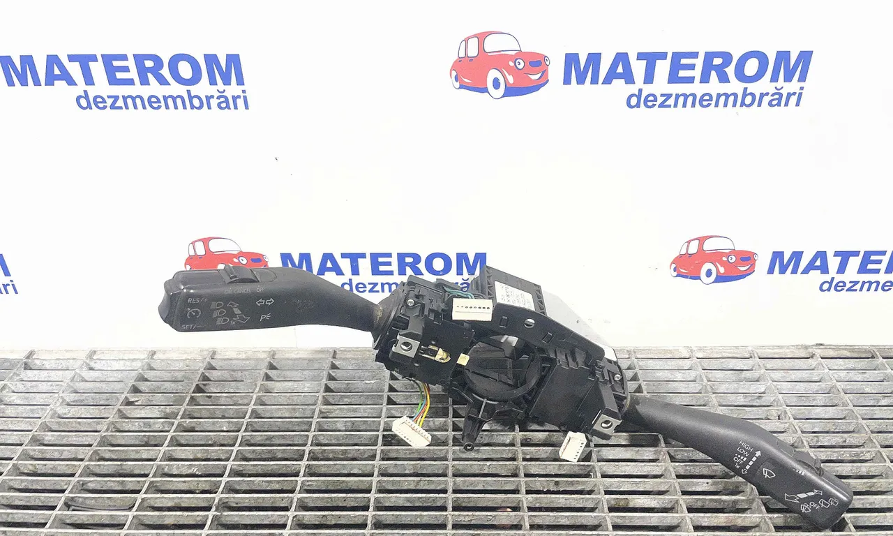 BLOC SEMNALIZARE VOLKSWAGEN TOURAN 2010-2016
