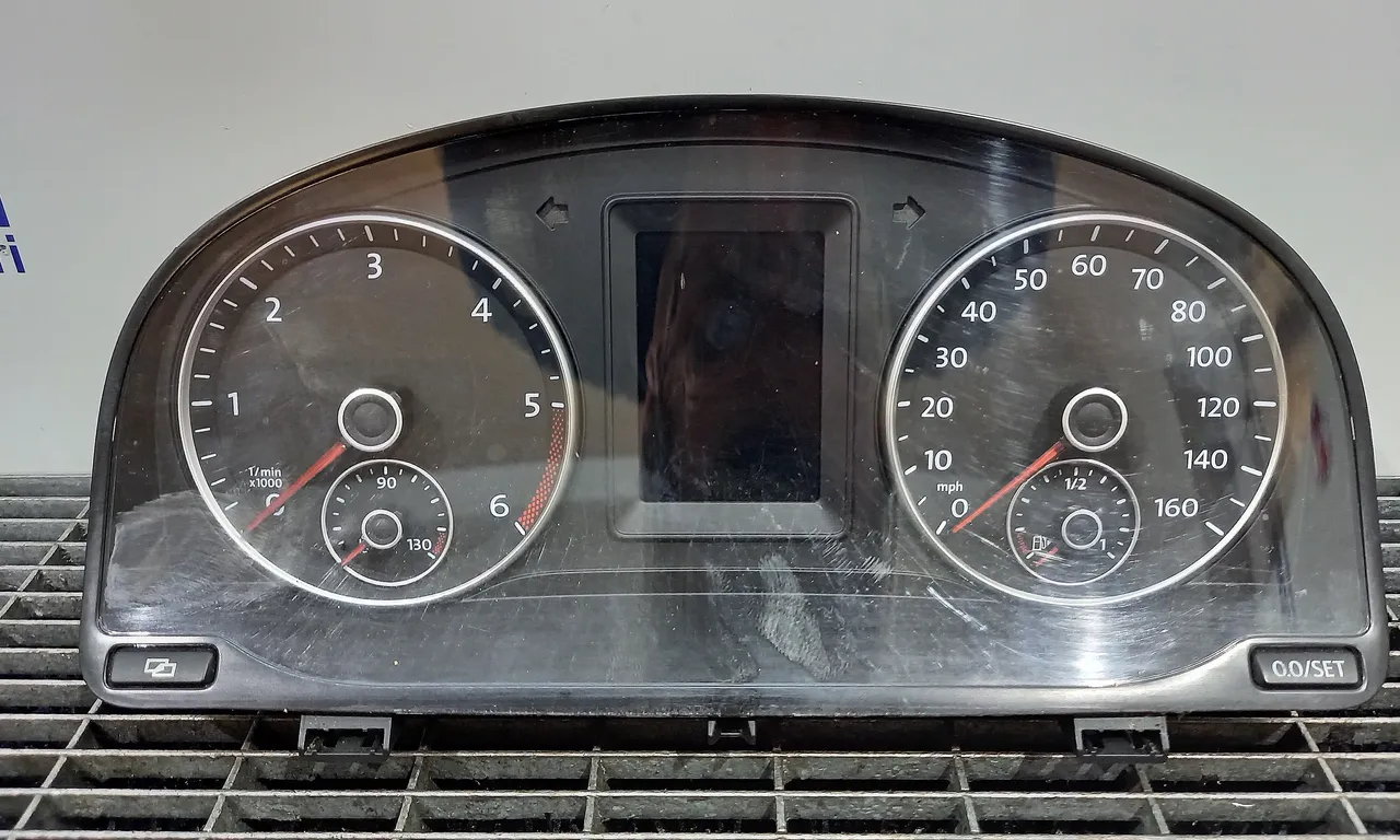 CEAS BORD VOLKSWAGEN TOURAN 2010-2016