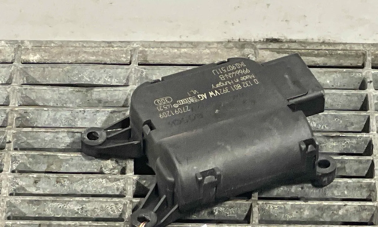 MOTORAS CLAPETA INCALZIRE VOLKSWAGEN TOURAN 2010-2016