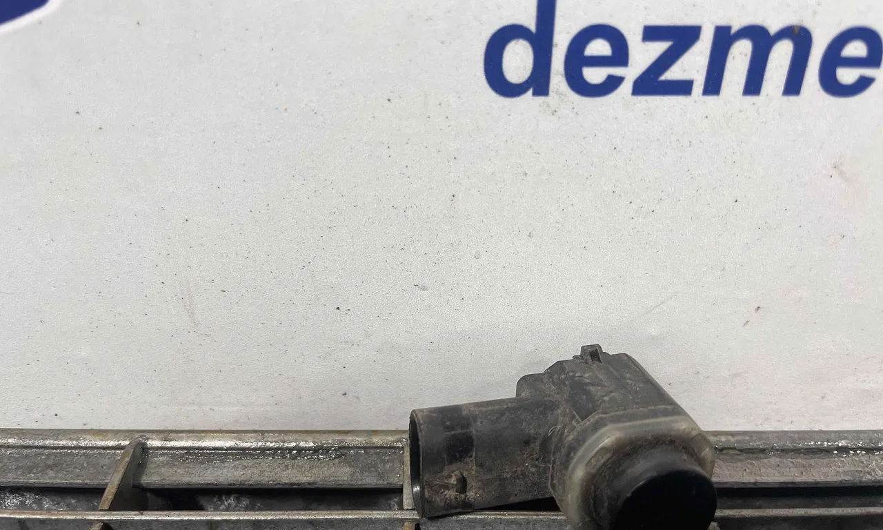 SENZOR PARCARE FATA VOLKSWAGEN TOURAN 2010-2016