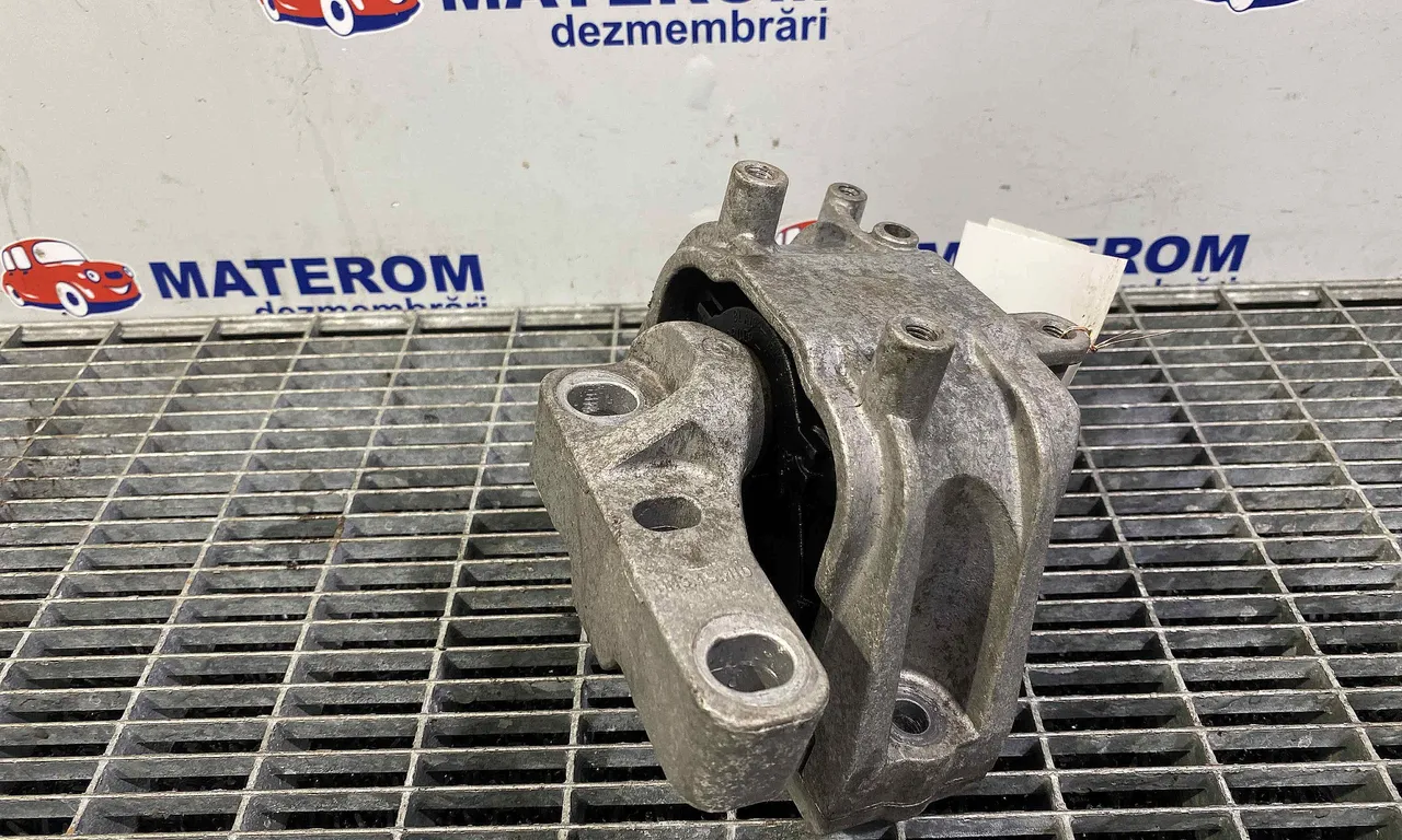 TAMPON MOTOR VOLKSWAGEN TOURAN 2010-2016