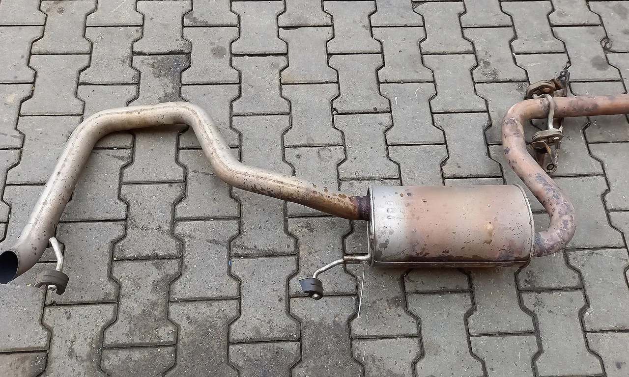 TOBA SPATE VOLKSWAGEN TOURAN 2010-2016