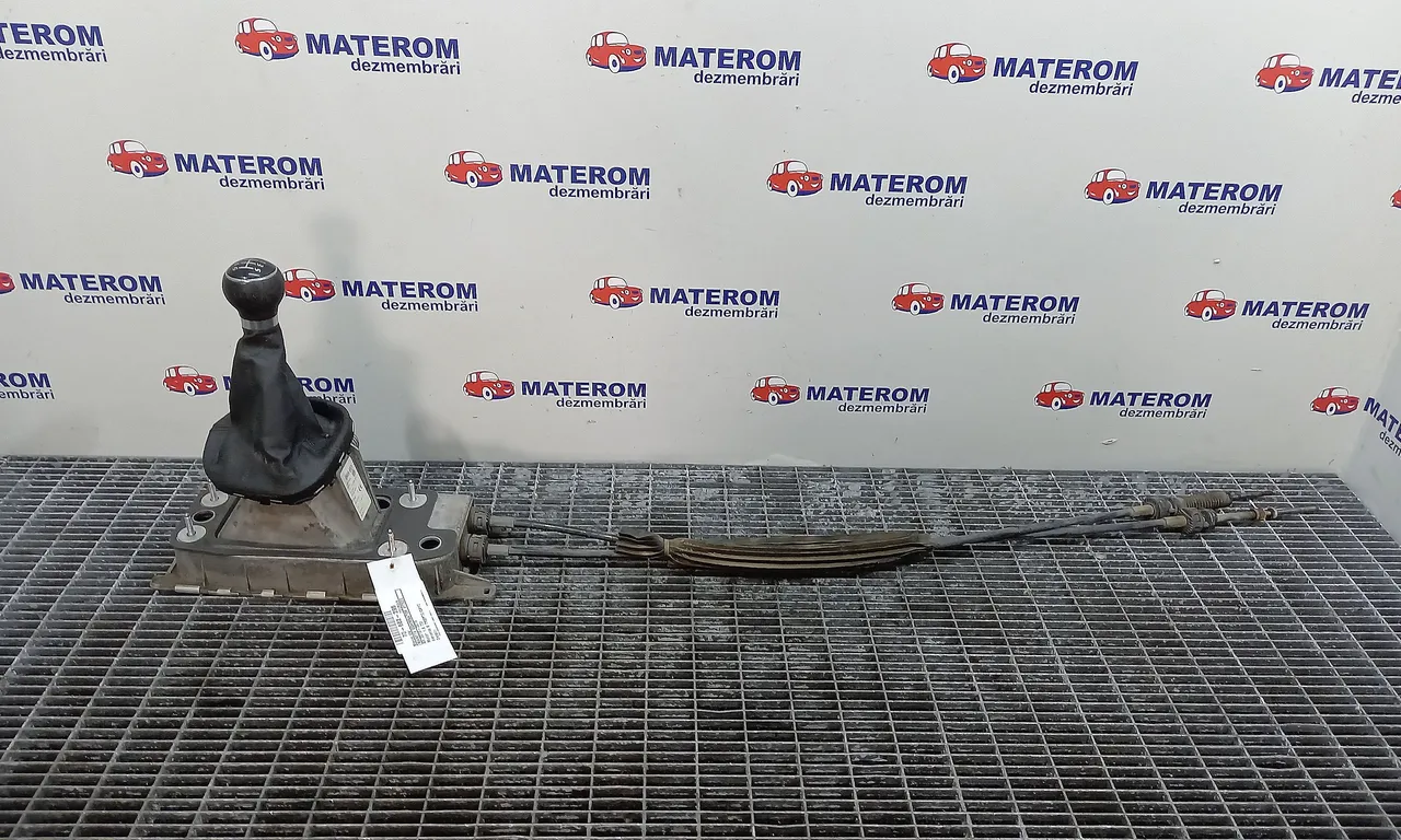 MANETA SCHIMBATOR VITEZE VOLKSWAGEN TOURAN 2010-2016